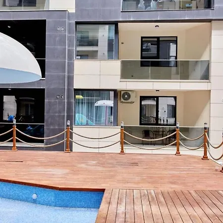 - Hf Building アパート *