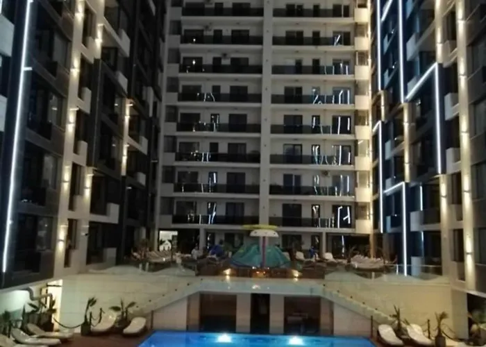 - Hf Building 公寓 那沃达利